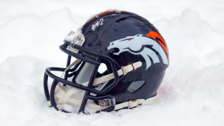 A DAO Is Attempting to Raise $4 Billion to Purchase the Denver Broncos – Bitcoin News