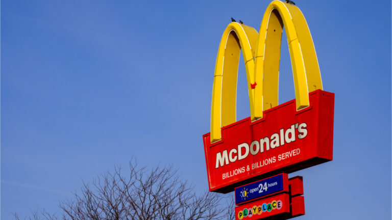 McDonald’s Trademark Filings Hint at Fast Food Giant’s Intent to Produce Metaverse Restaurants – Metaverse Bitcoin News