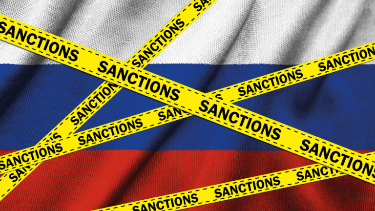 Russian Bank Run Begins as Ruble Plunges to Record Low Amid Escalating Sanctions – Bitcoin News