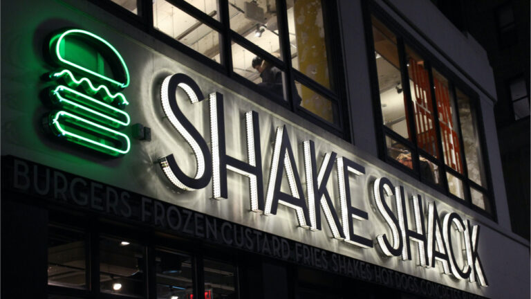 Fast-Food Chain Shake Shack Trials Bitcoin Rewards for Customers Using Cash App – Bitcoin News