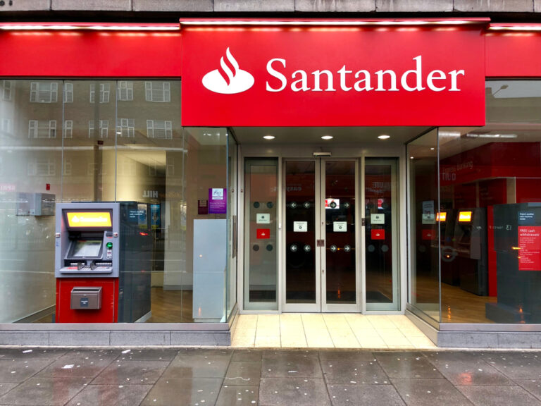 Santander Will Roll Out Crypto Trading Services In Brazil: Report