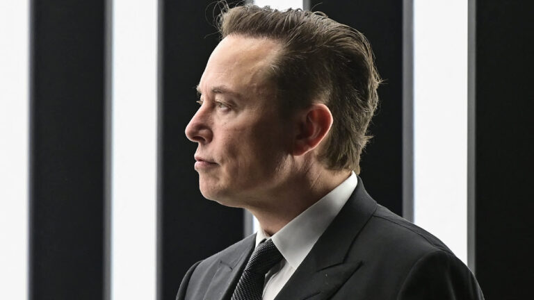 Elon Musk Purchases Twitter for $44 Billion, Social Media Company Will Transition to a Private Company – Bitcoin News