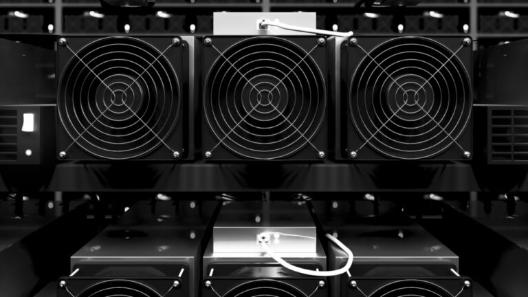 Mining Report Shows Bitcoin’s Electricity Consumption Decreased by 25% in Q1 2022 – Mining Bitcoin News