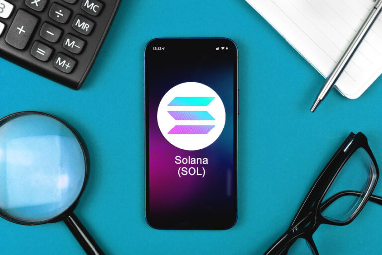 Solana token remains on the watchlist despite bear pressure