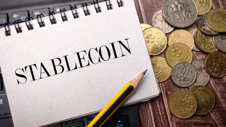 Stablecoin Market Sees Fluctuations With Some Coins Gaining and Others Reducing Supply – Altcoins Bitcoin News