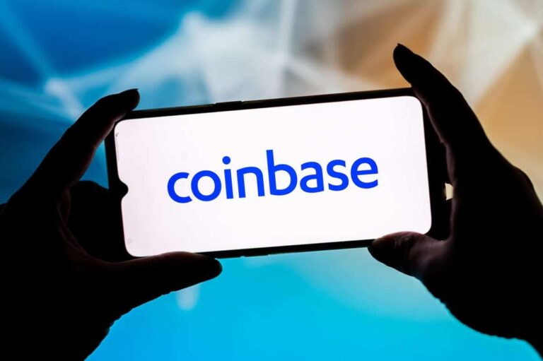 Breaking: Coinbase Rolls Out Zero Fee Trading Program, Expands Outside US