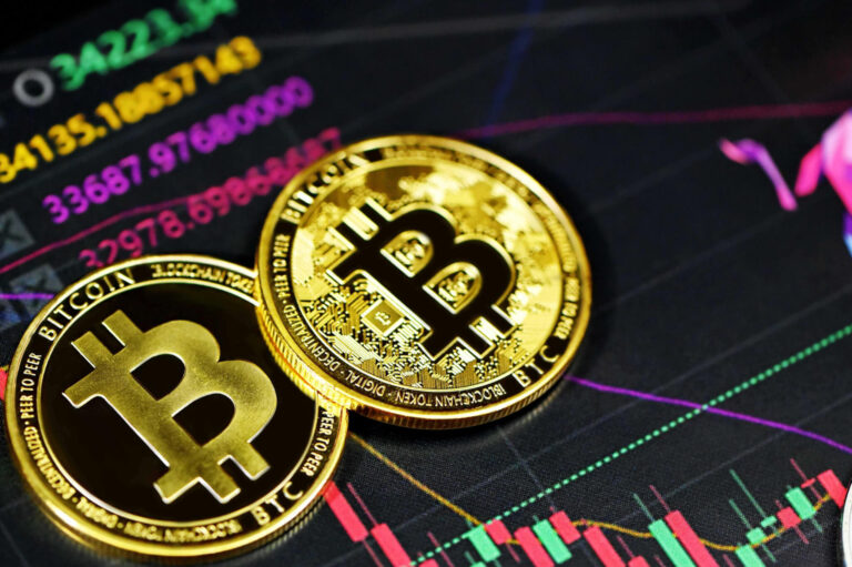 Bitcoin could hit $180,000 by April of 2024: Fundstrat