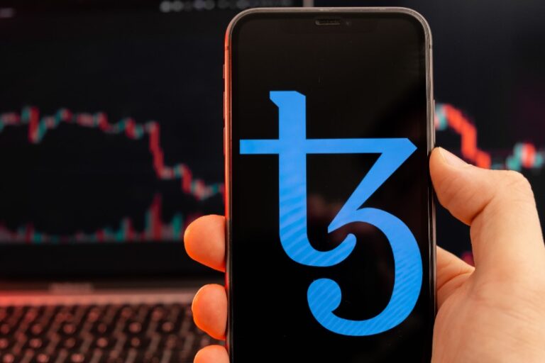 Tezos price prediction: what network metrics suggest for XTZ