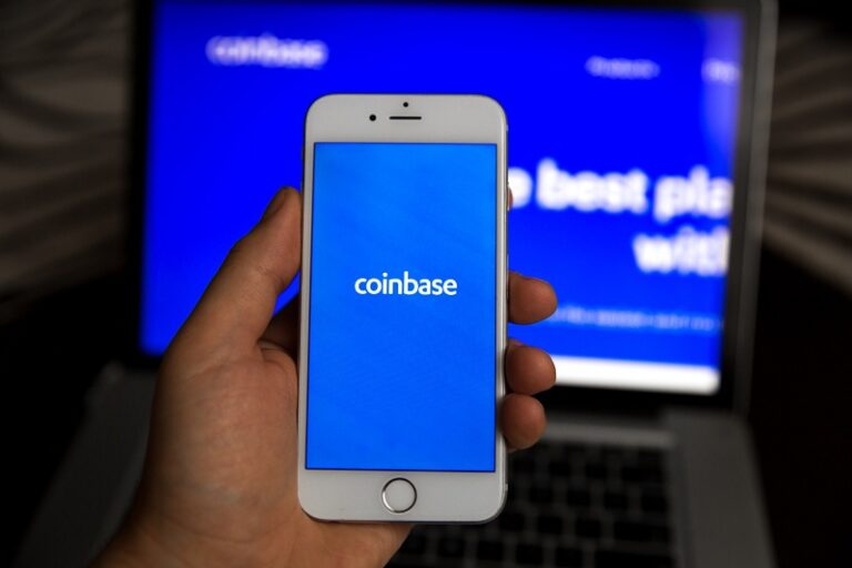 Coinbase’s Base mainnet, featuring 100+ dApps, opens to the general public