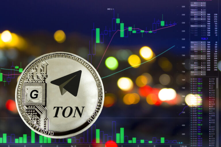 Toncoin breaks into the top 10 after adding 30% in one week