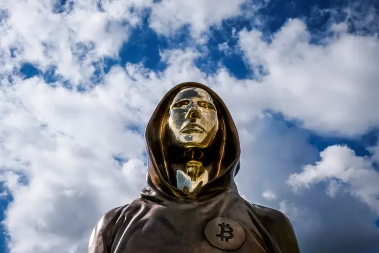 Breaking: Satoshi Nakamoto Is Back? Bitcoin Worth Over $1 Mln Moved To Satoshi’s Wallet