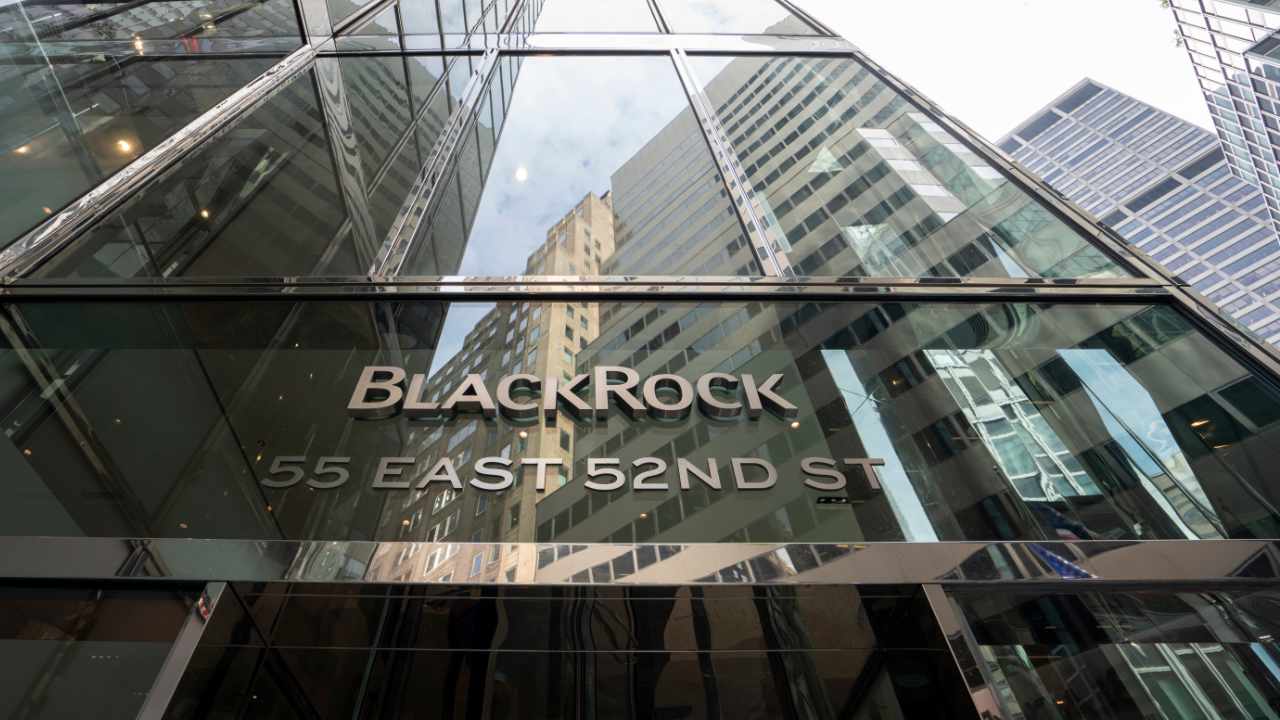 Bitcoin Tops Crypto Priority for Blackrock Clients as IBIT Holdings Reach 243K BTC – Featured Bitcoin News