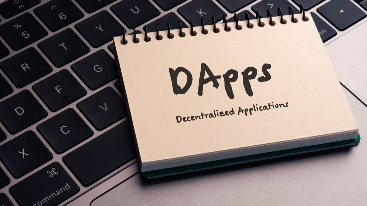 Centralization Aids Web3 When Leveraged to Hasten Development of Dapps, Says James Bayly – Interview Bitcoin News