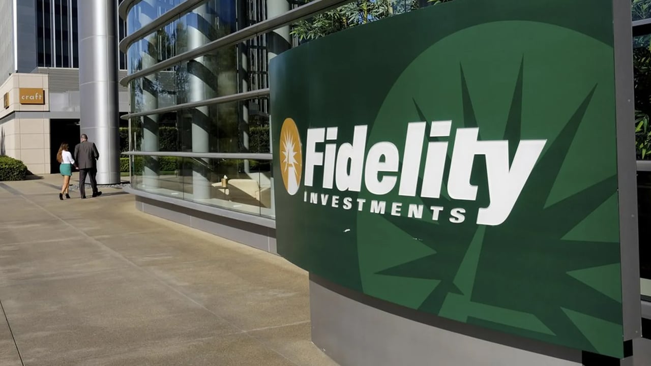 Fidelity Incorporates Staking in Spot Ethereum ETF Offering to Boost Fund’s Income – Finance Bitcoin News