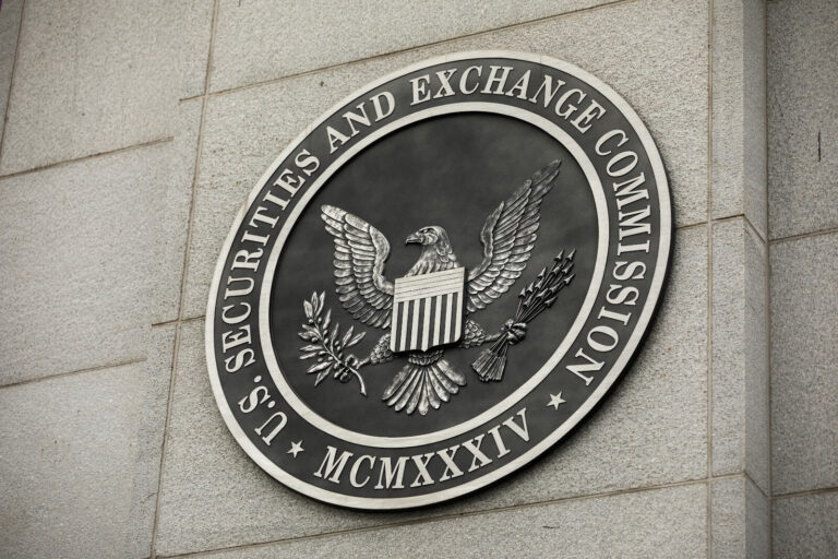 US SEC Commissioner Jaime Lizárraga to resign in January – CoinJournal